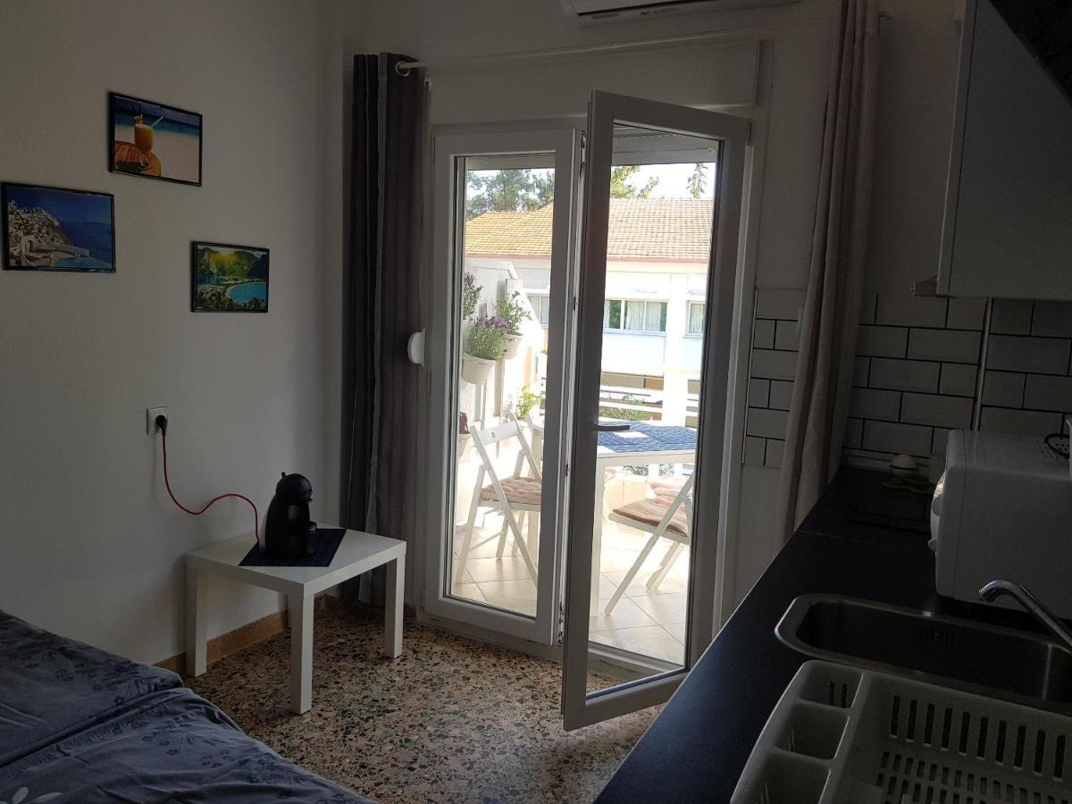 Apartment With Two Rooms Near The Beach Ασπροβάλτα Εξωτερικό φωτογραφία